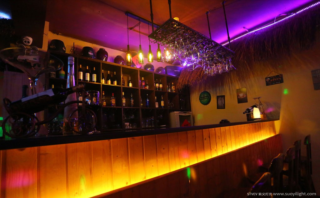 苏州小酒吧灯光设计方案